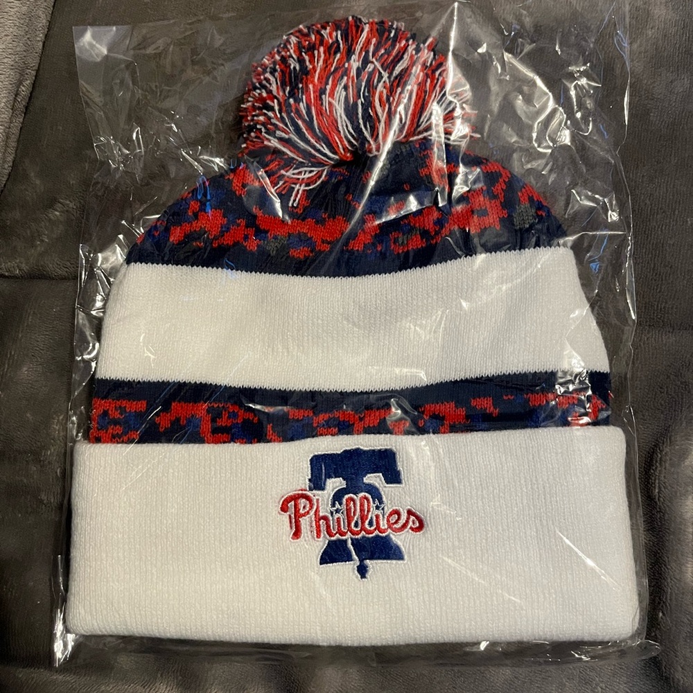 Phillies beanie hat